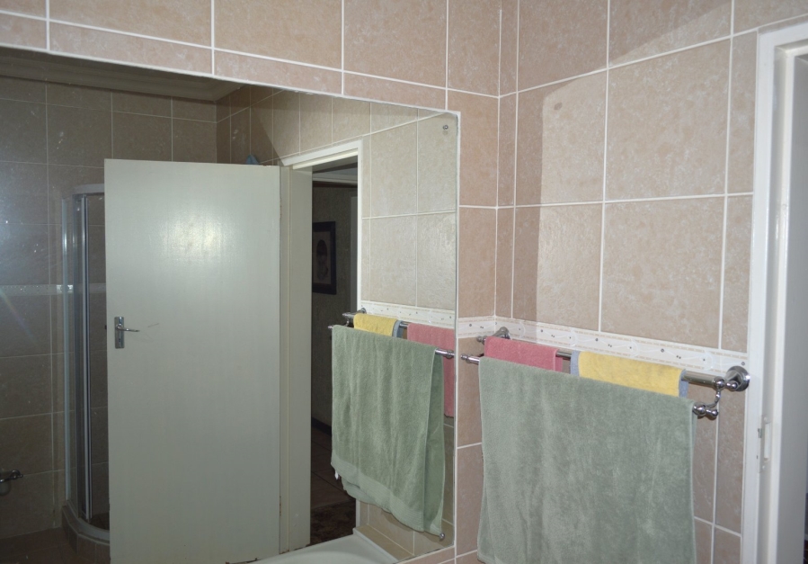 4 Bedroom Property for Sale in Wilkeville North West
